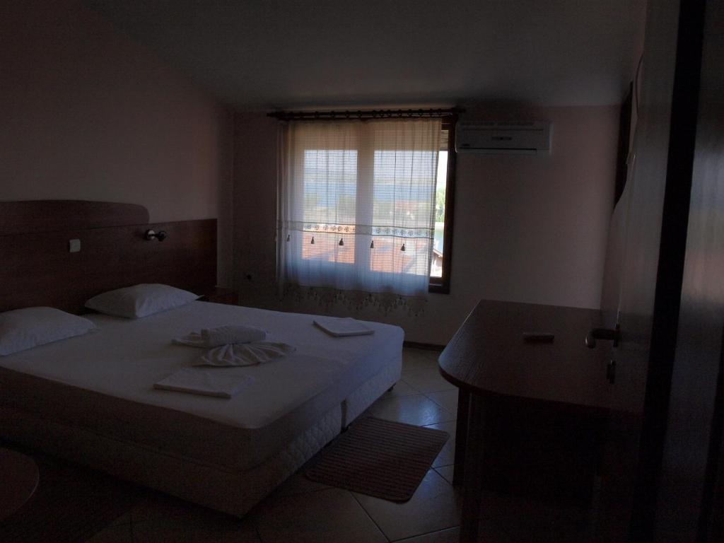 Guestrooms Hema Sozopol Habitación foto
